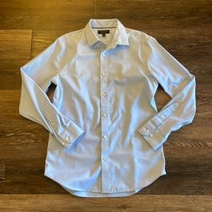 Banana Republic Men’s blue dress shirt